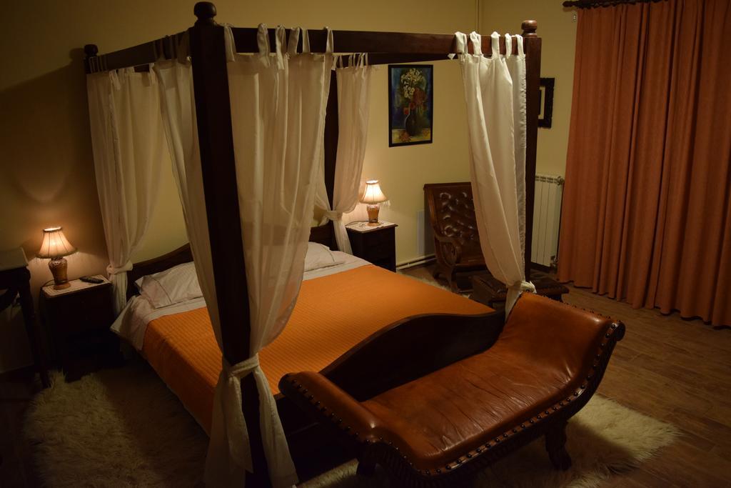 Flygonion Guesthouse Kiriákion Esterno foto