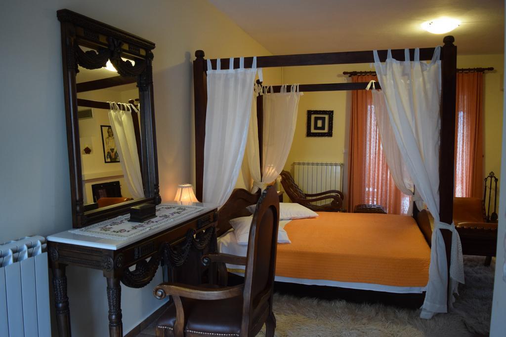 Flygonion Guesthouse Kiriákion Esterno foto