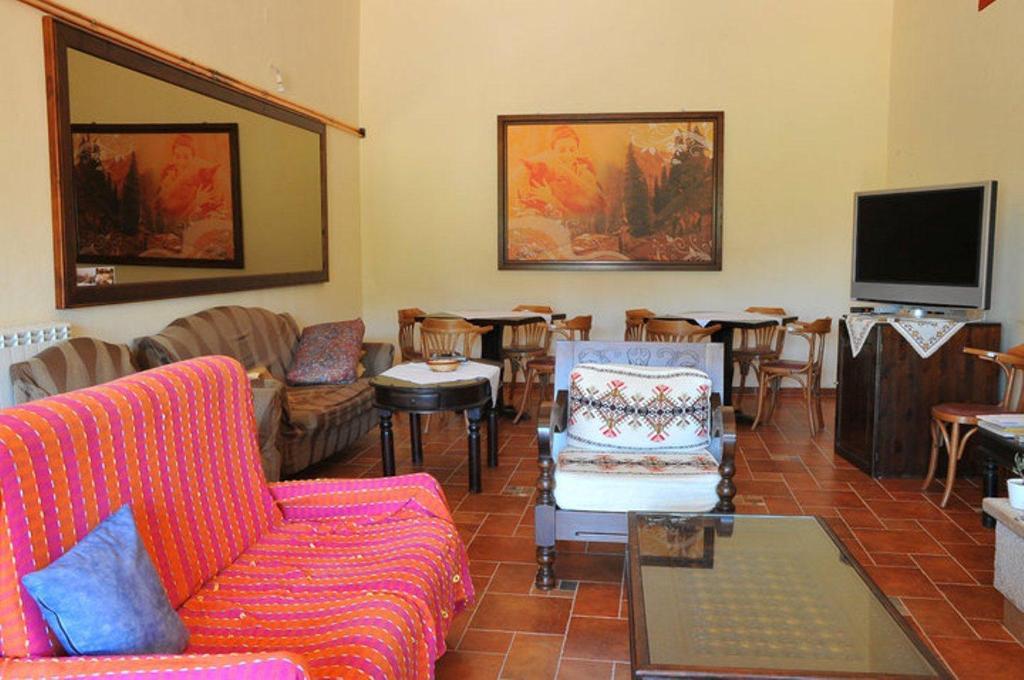 Flygonion Guesthouse Kiriákion Esterno foto